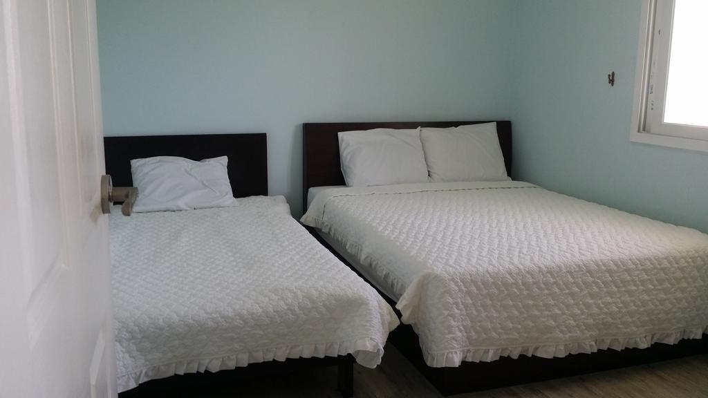 Daora Guesthouse การาปัน ภายนอก รูปภาพ