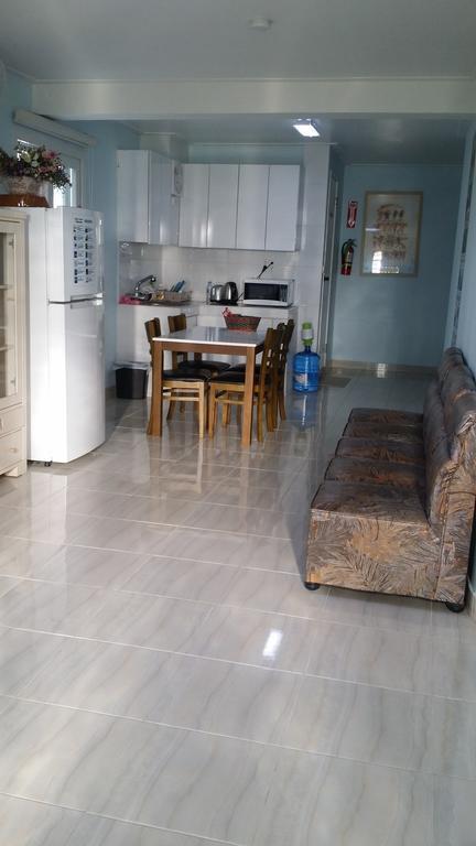 Daora Guesthouse การาปัน ภายนอก รูปภาพ